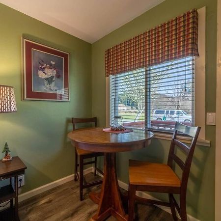 Elk Meadow Cabins 15B Lady Bird - Single Room Orick Exterior photo